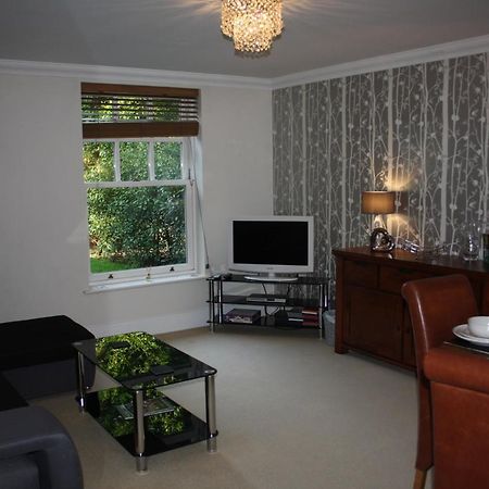 Canterbury Elms Court 아파트 객실 사진